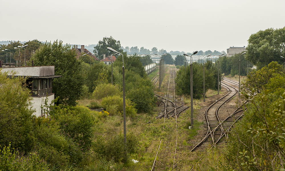Stacja widziana z wiaduktu Nowatorów - wrzesień 2015